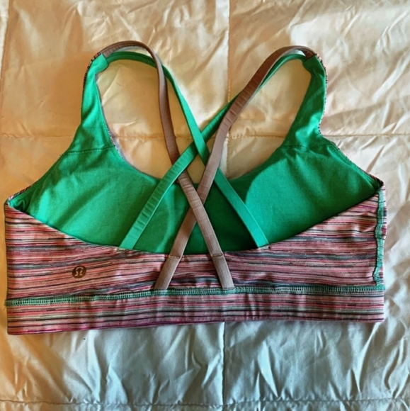 Lululemon sports bra - Picture 3 of 3